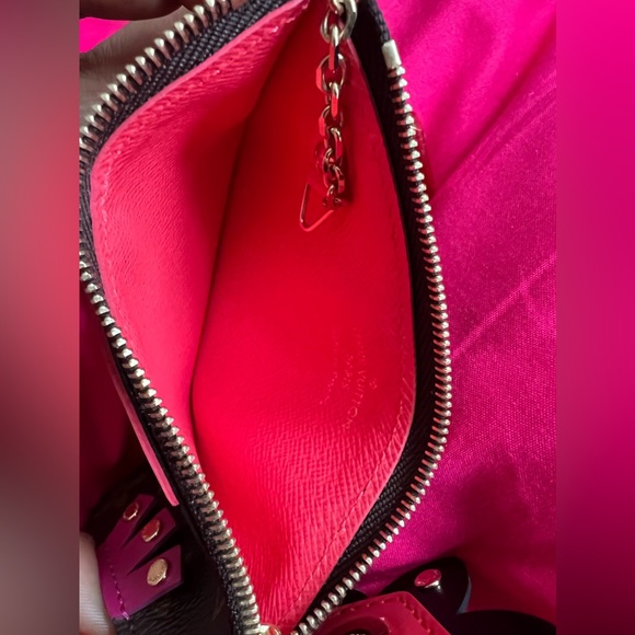 Louis Vuitton Totem Key Cles - Picture 6 of 8